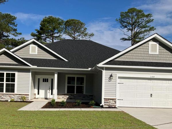 113 Seashore Street , Grimesland, NC 27837