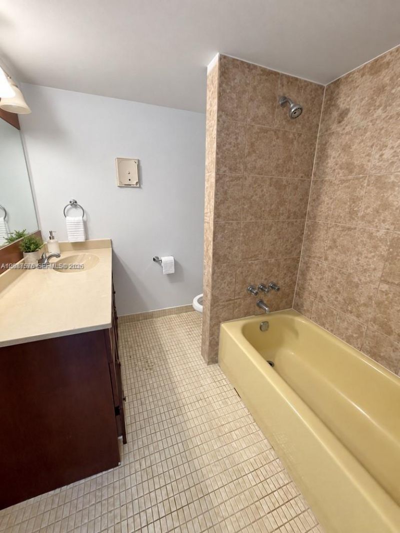 1700 NW 58th Ter , Unit 2M, Sunrise, FL 33313 Photo