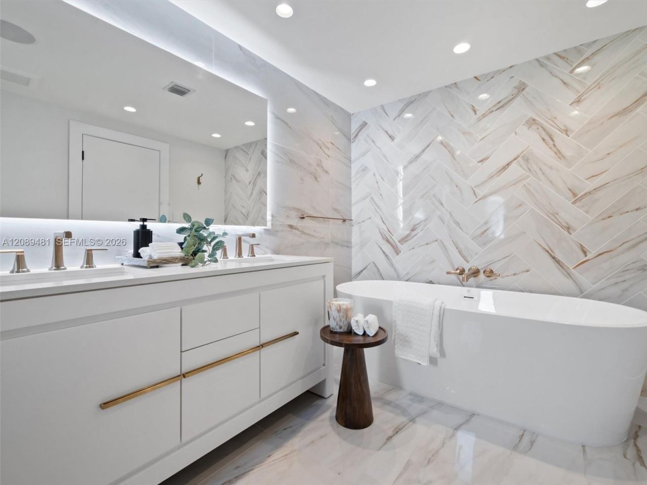 Please Call For Address, Miami Beach, FL 33140 Photo