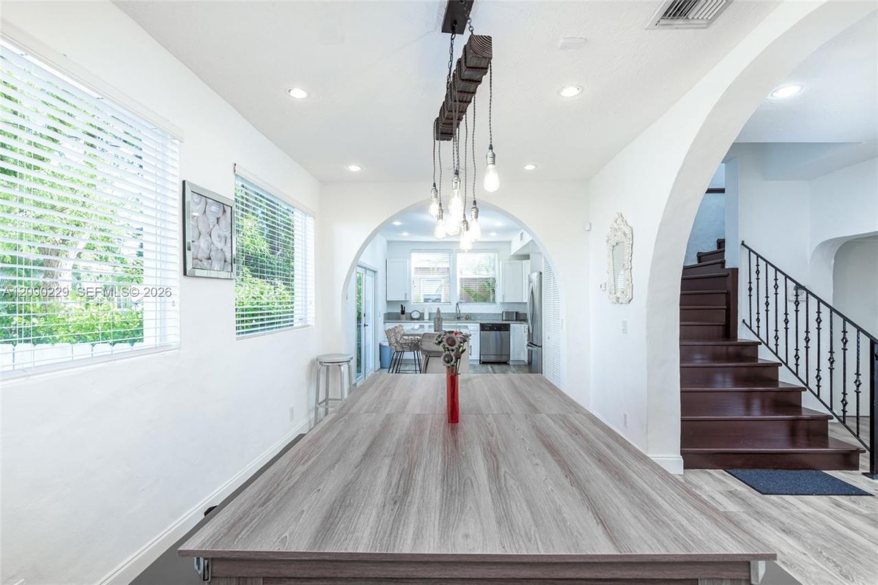 137 NE 47th St , Miami, FL 33137 Photo