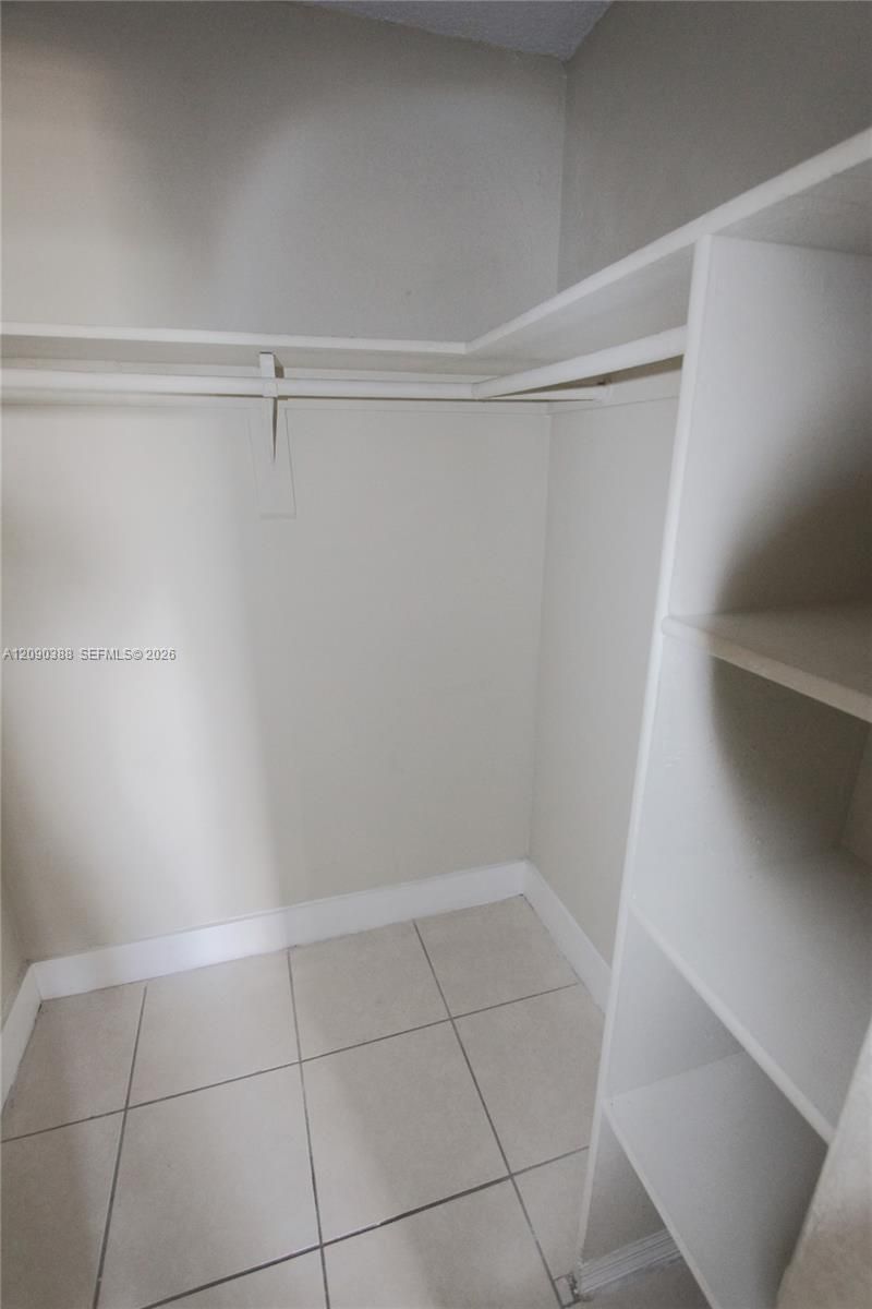 4550 NW 9 St , Unit 406E, Miami, FL 33126 Photo