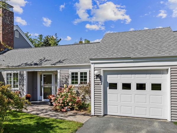 112 Hilltop Place, Unit 112, New London, NH 03257