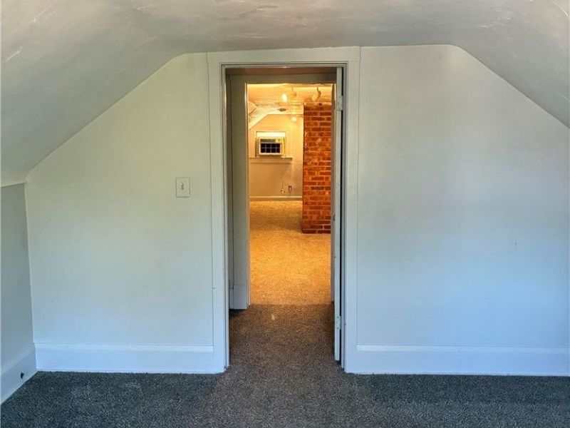4207 W 38th Street, Cleveland, OH 44109 Photo 18