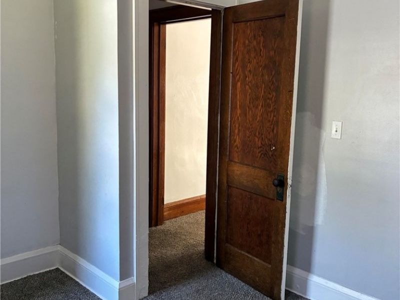 4207 W 38th Street, Cleveland, OH 44109 Photo 5