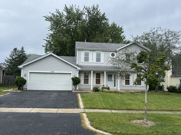 1398 Candlewood Drive , Crystal Lake, IL 60014