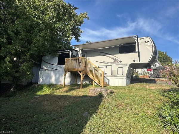 122 Eagle Drive , New London, NC 28127