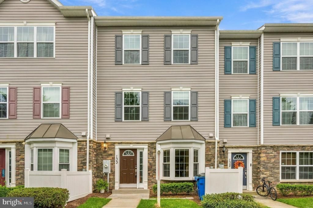 1826 CASSANDRA DRIVE, ELDERSBURG, MD 21784