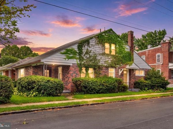 2438 GREEN STREET, HARRISBURG, PA 17110