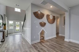 504 Fanciful Way photo 4