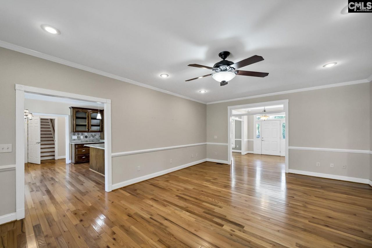 152 Berry Hill Lane  Photo 14