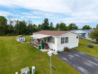 255 Crabapple Drive, Canandaigua, NY 14424