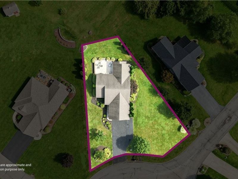 111 Dornoch Street, Cortland, OH 44410 Photo 12
