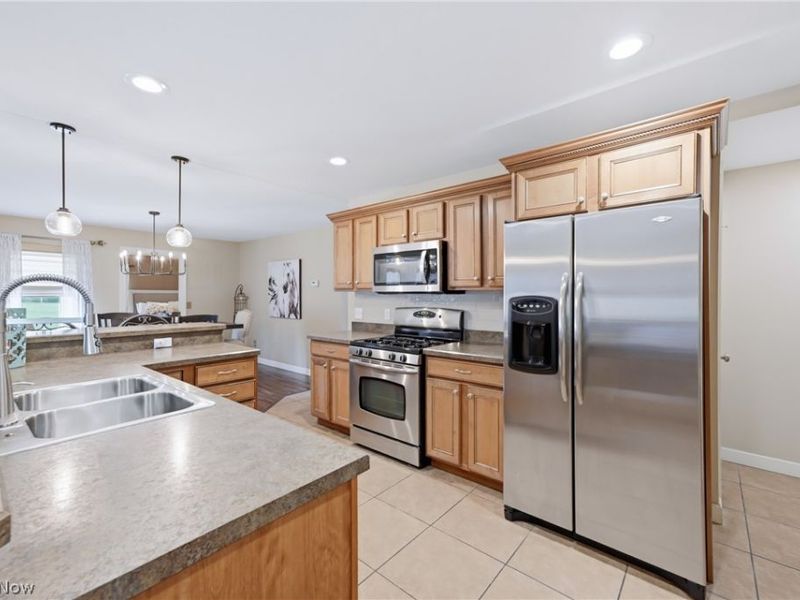 111 Dornoch Street, Cortland, OH 44410 Photo 26