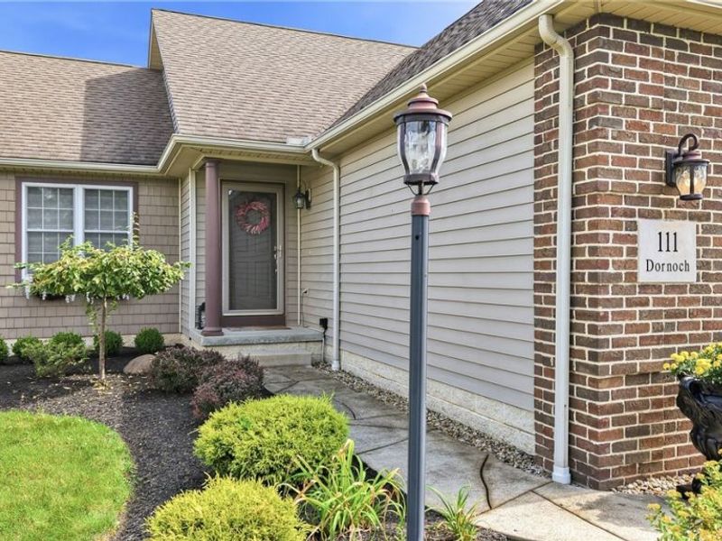 111 Dornoch Street, Cortland, OH 44410 Photo 4