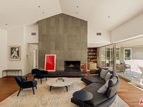 840 Leonard Road , Los Angeles, CA 90049