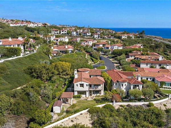 28 Sandy , Newport Coast, CA 92657