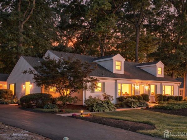 321-A SE Sharon Way SE, Monroe Township, NJ 08831