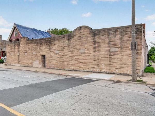 1829 W Center STREET #1835, Milwaukee, WI 53206