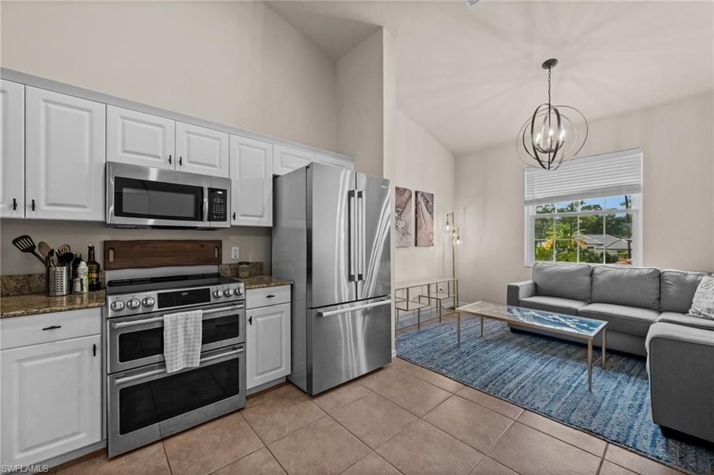 6295 Wilshire Pines Cir , Unit 607, Naples, FL 34109 Photo