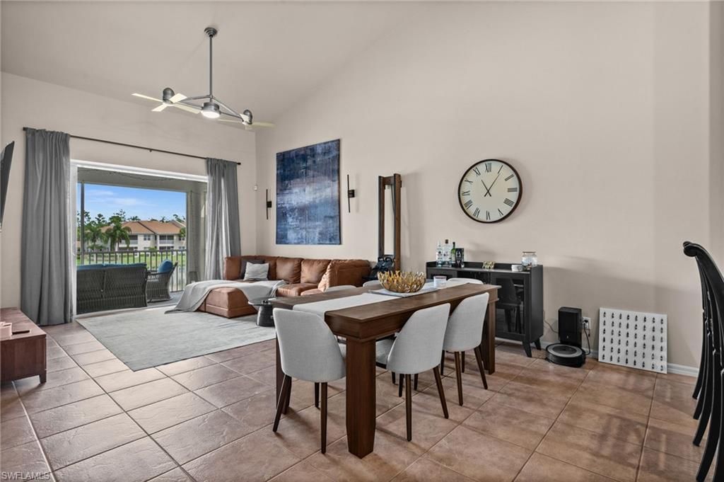 6295 Wilshire Pines Cir , Unit 607, Naples, FL 34109 Photo