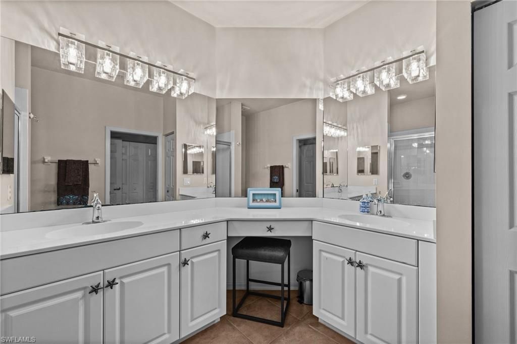 6295 Wilshire Pines Cir , Unit 607, Naples, FL 34109 Photo