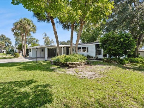 25040 BETTON HILL , LEESBURG, FL 34748