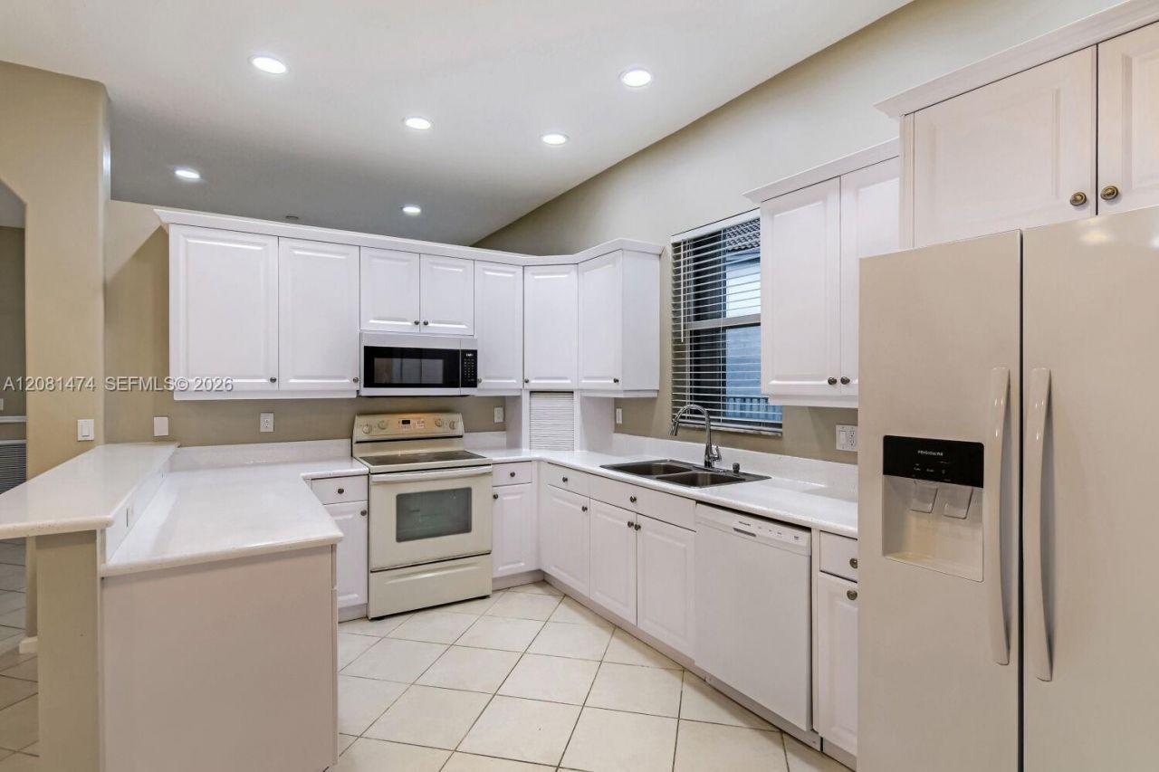 5213 SW 158th Ave, Miramar, FL 33027 Photo