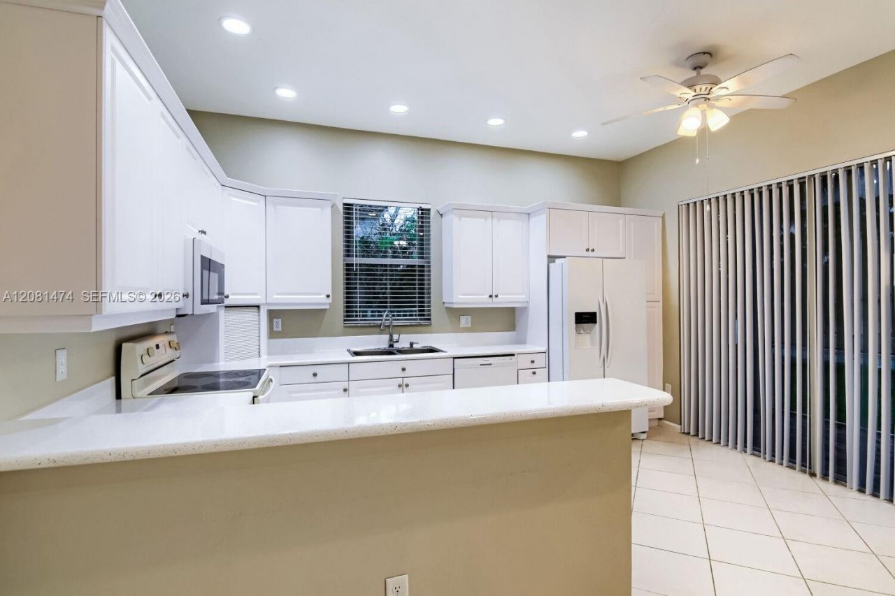 5213 SW 158th Ave, Miramar, FL 33027 Photo