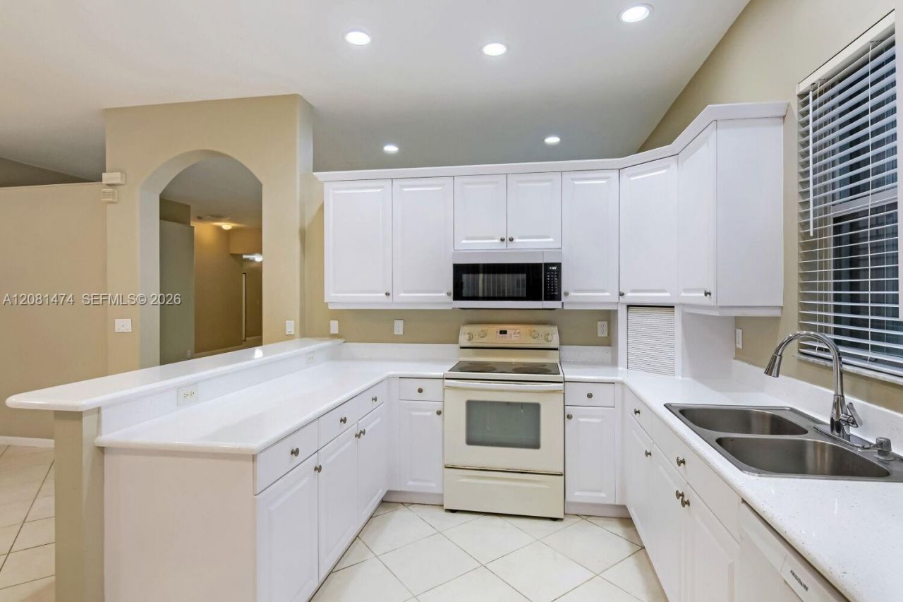 5213 SW 158th Ave, Miramar, FL 33027 Photo