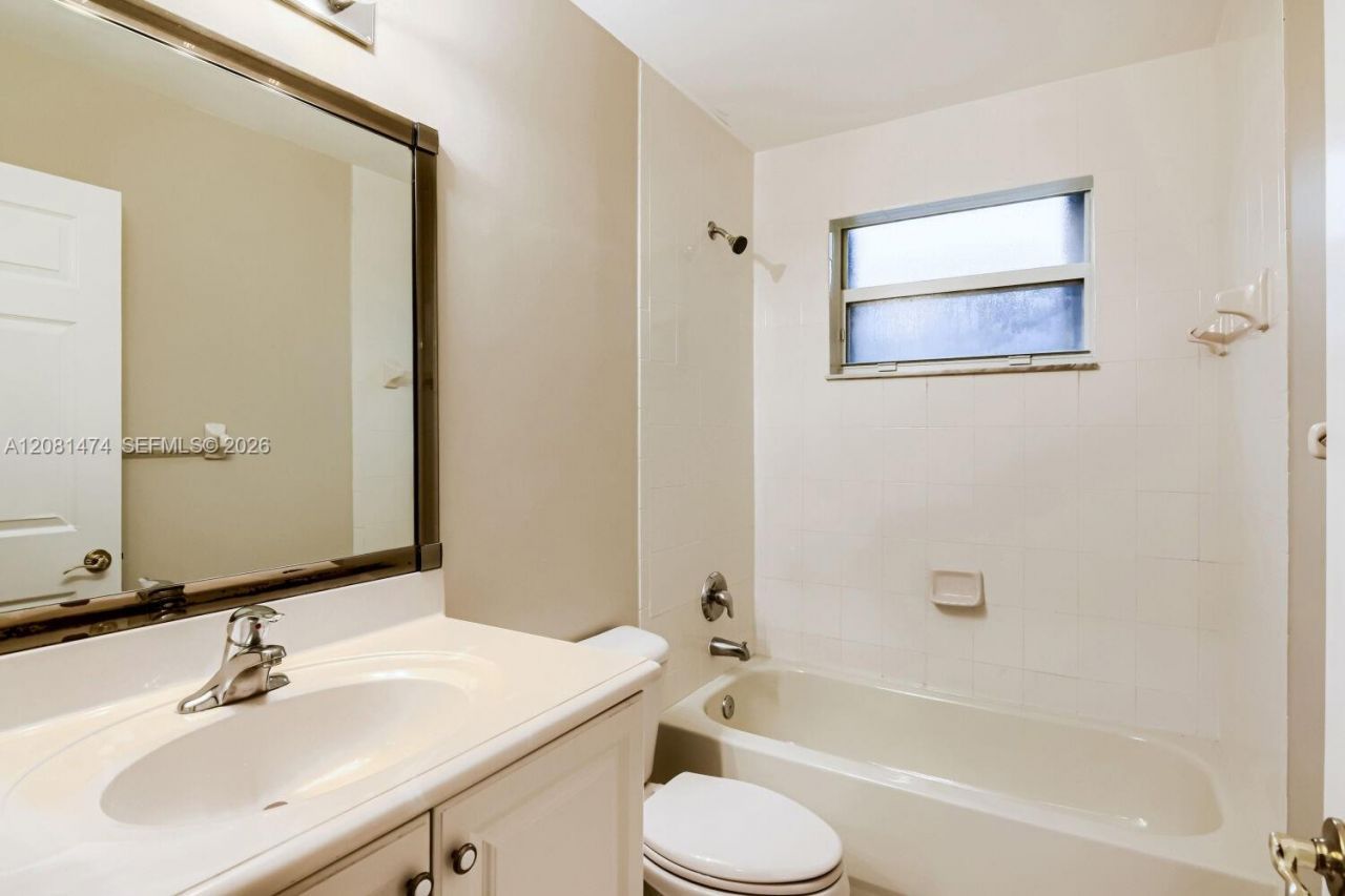 5213 SW 158th Ave, Miramar, FL 33027 Photo
