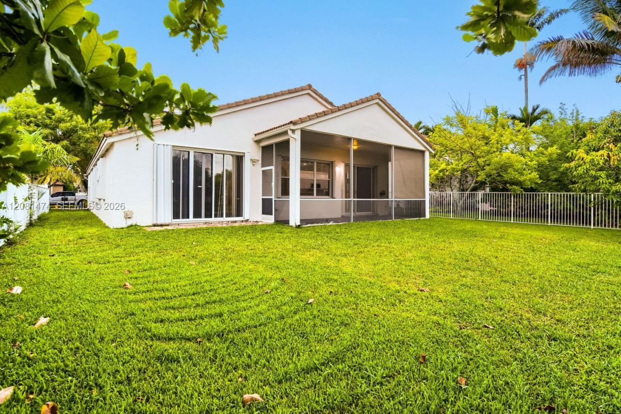 5213 SW 158th Ave, Miramar, FL 33027 Photo