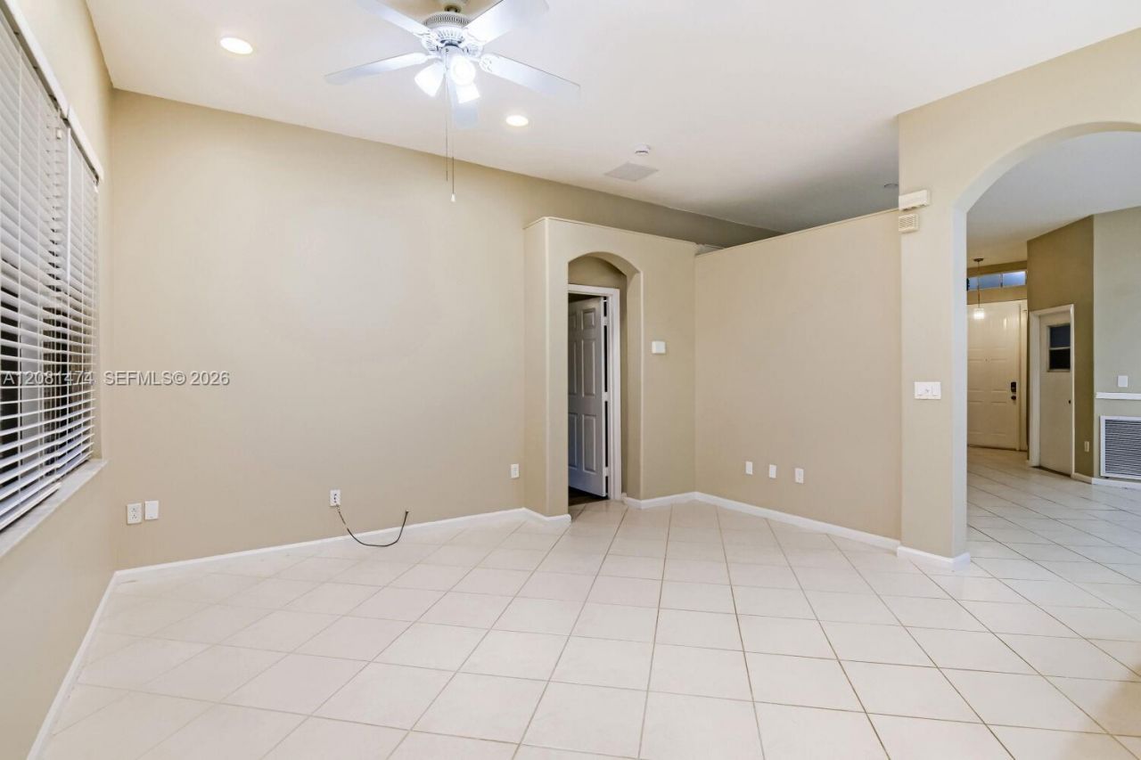 5213 SW 158th Ave, Miramar, FL 33027 Photo