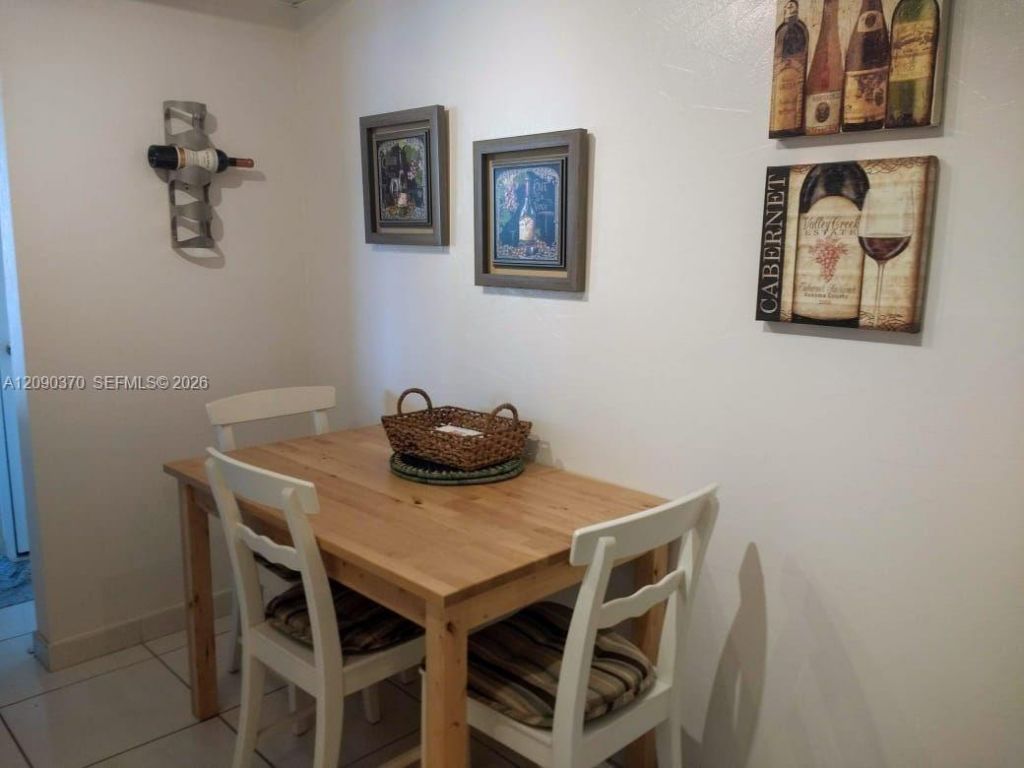 3701 N Country Club Dr , Unit 1706, Aventura, FL 33180 Photo