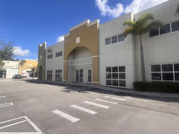 2051 NW 112th Ave , Sweetwater, FL 33172