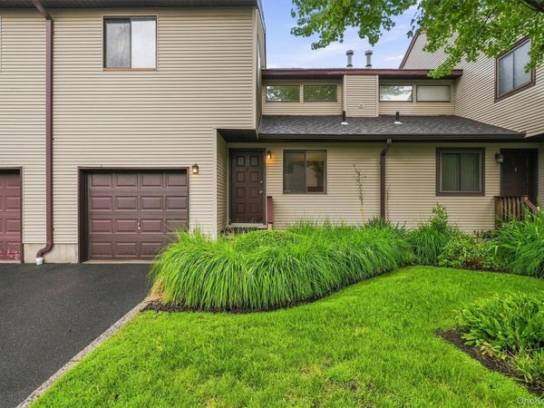 6 Ryan Court , Nanuet, NY 10954