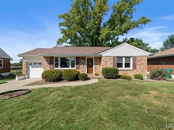 1273 Waldorf Drive, Bellefontaine Nghbrs, MO 63137