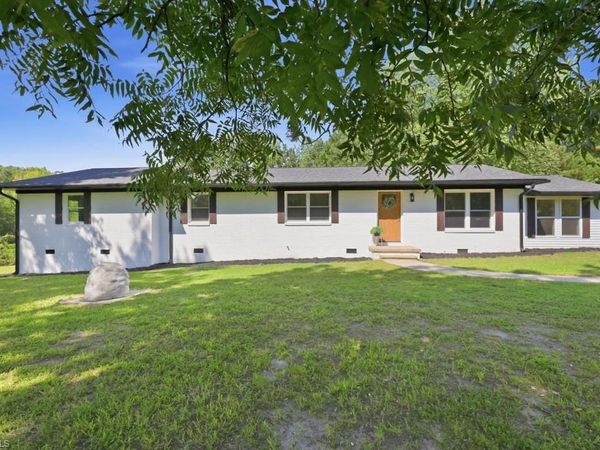 2930 Lake Drive, Burlington, NC 27217