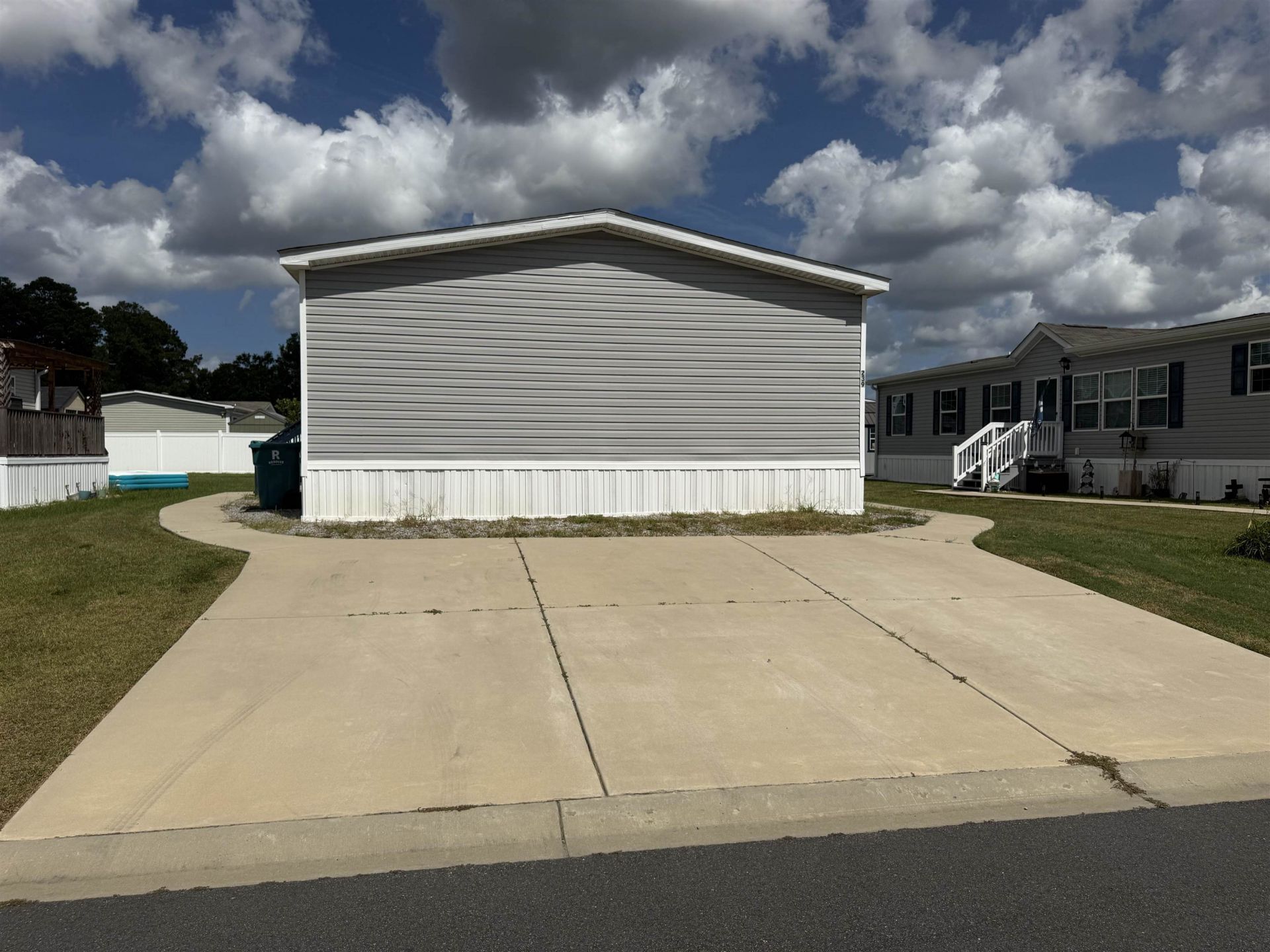 239 Air Stream Dr. Photo 23