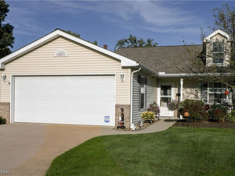 312 W Glen, Elyria, OH 44035 Photo 2