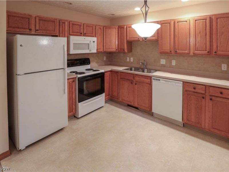 312 W Glen, Elyria, OH 44035 Photo 6