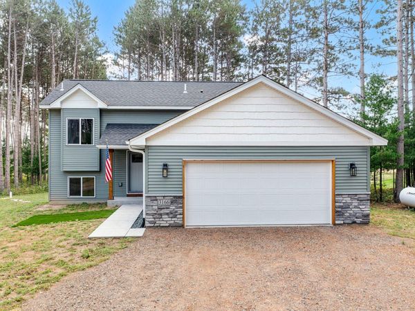 3166 317th Court NW, Cambridge, MN 55008