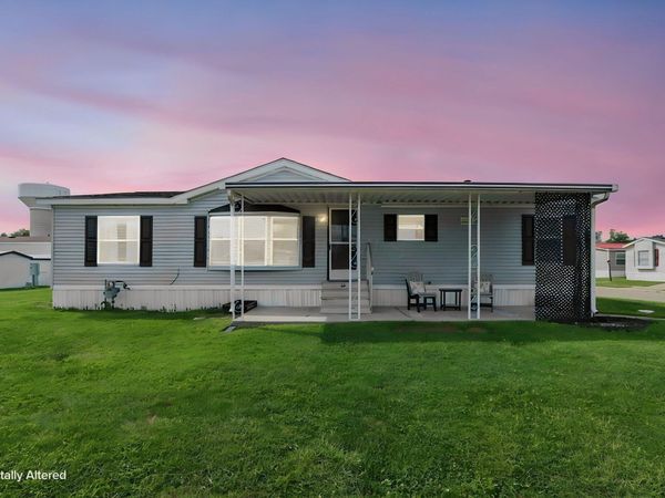 411 Doris Road, Pataskala, OH 43062