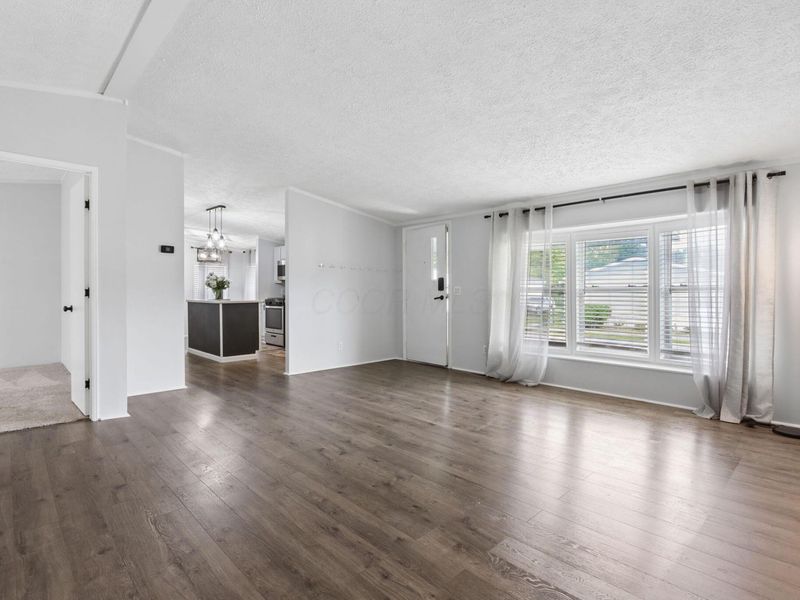 411 Doris Road, Pataskala, OH 43062 Photo 9