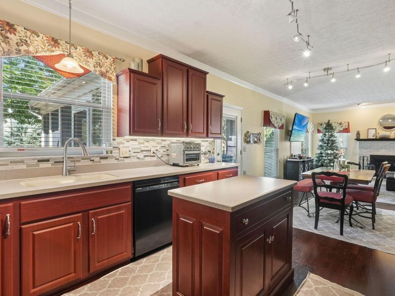 5628 Westbriar Drive, Hilliard, OH 43026 Photo 14