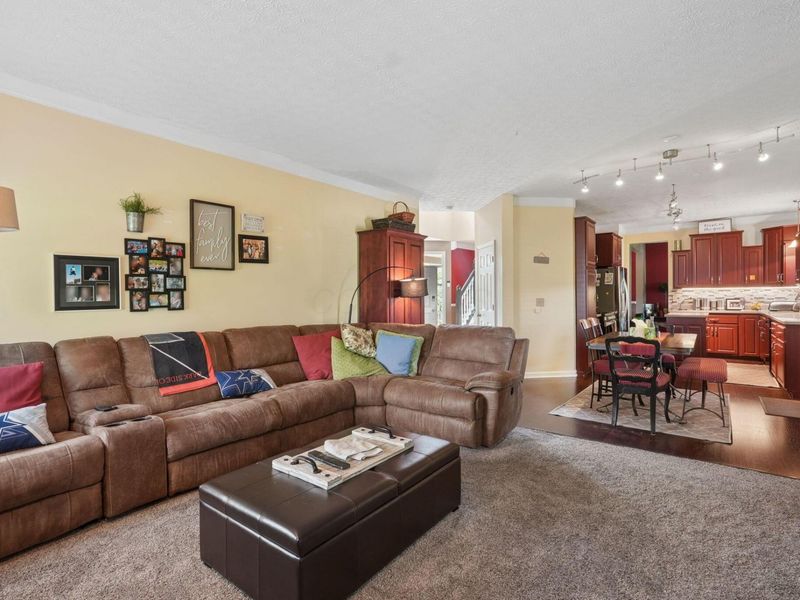 5628 Westbriar Drive, Hilliard, OH 43026 Photo 9