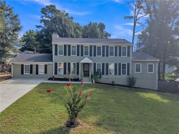 661 Bantry Lane , Stone Mountain, GA 30083