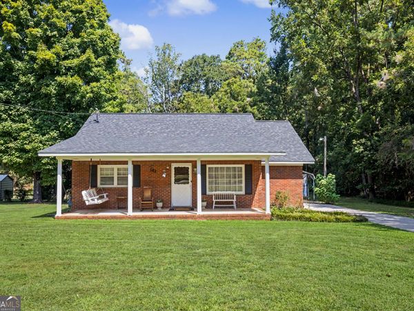 121 LaPrade Rd, Griffin, GA 30223