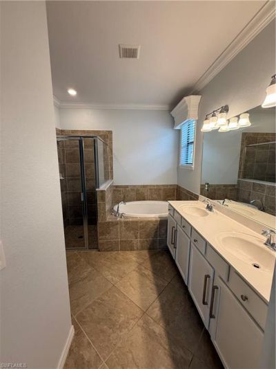 9317 Woodhurst Dr, Naples, FL 34120 Photo