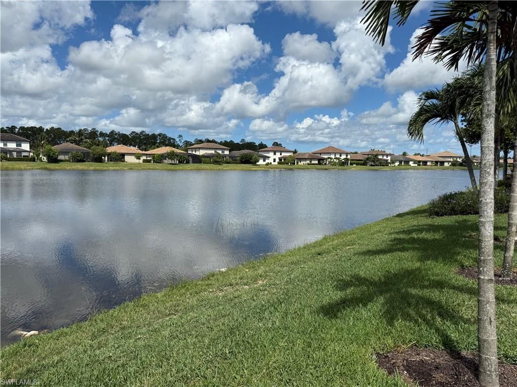9317 Woodhurst Dr, Naples, FL 34120 Photo