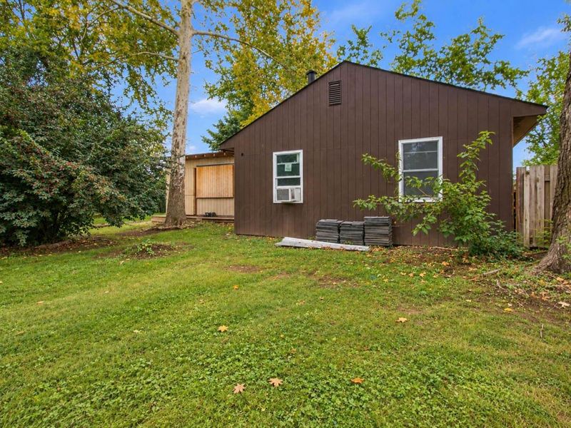 2611 Bethel Road, Columbus, OH 43220 Photo 6